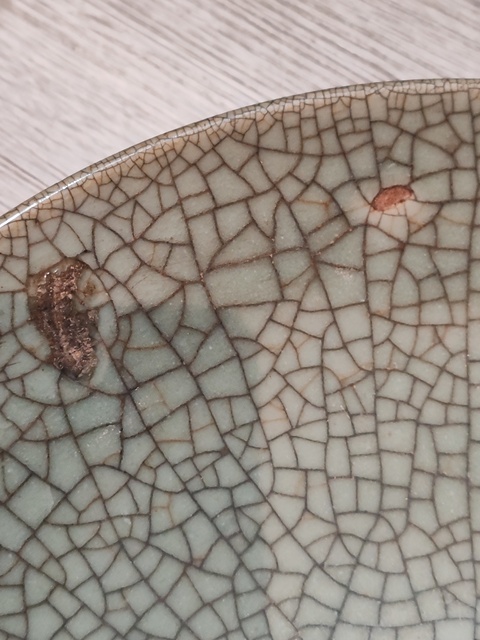 古玩陶瓷哥釉盤真品鑒賞圖