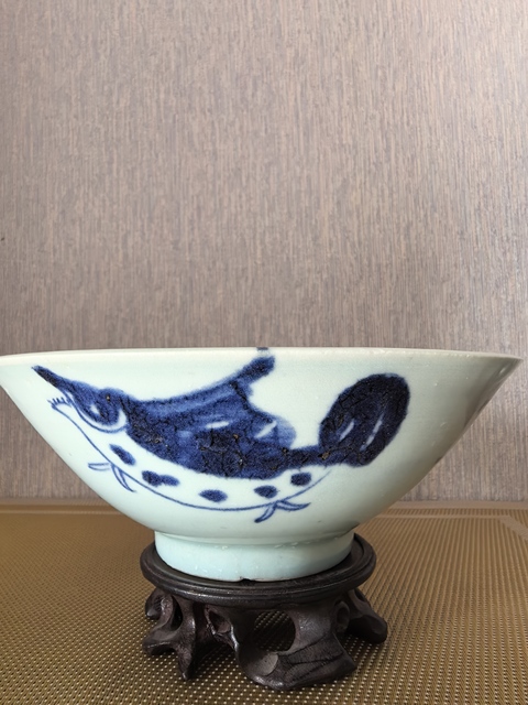 古玩陶瓷魚紋青花碗真品鑒賞圖
