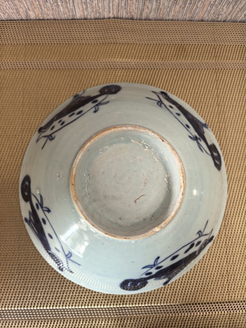 古玩陶瓷魚紋青花碗真品鑒賞圖