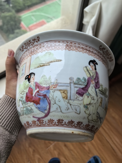 古玩陶瓷粉彩人物花盆拍賣，當前價格1280元