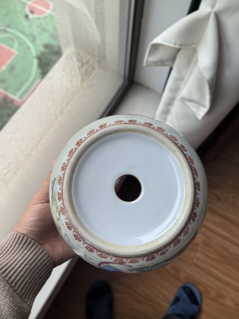 古玩陶瓷粉彩人物花盆拍賣，當前價格1280元