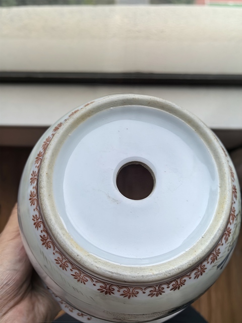 古玩陶瓷粉彩人物花盆拍賣，當前價格1280元