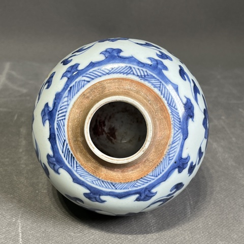 古玩陶瓷花卉紋青花罐拍賣,當(dāng)前價(jià)格2260元
