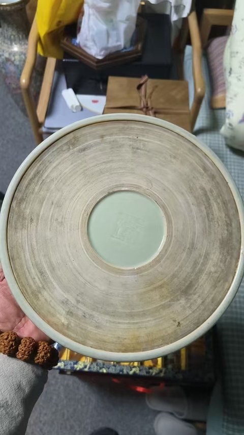 古玩陶瓷豆青釉夔龍紋水洗真品鑒賞圖