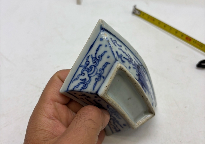 古玩陶瓷青花花卉紋串盤真品鑒賞圖