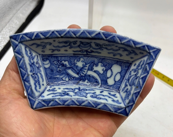 古玩陶瓷青花花卉紋串盤真品鑒賞圖