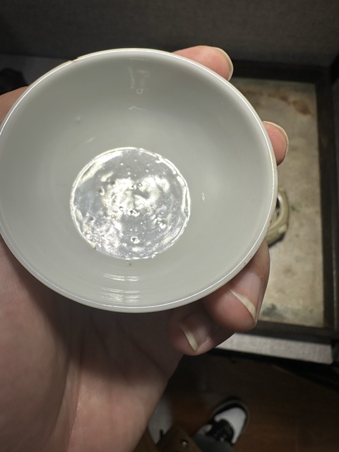 古玩陶瓷白釉唇口杯真品鑒賞圖