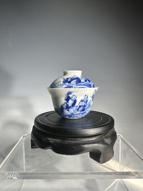 古玩陶瓷八仙人物臥足小蓋碗拍賣，當前價格6888元