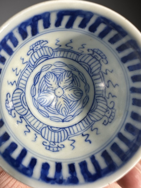 古玩陶瓷青花仰蓮紋雞心杯拍賣,當前價格3688元