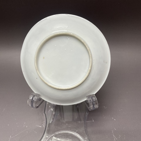 古玩陶瓷人物花鳥紋盤真品鑒賞圖