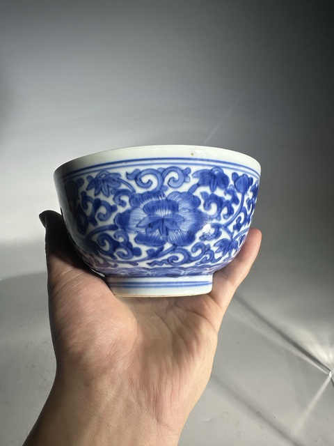 古玩陶瓷纏枝蓮紋碗拍賣,當前價格2888元