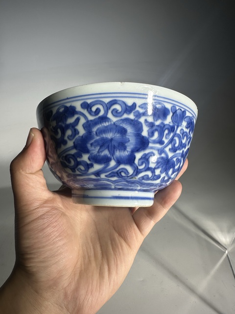 古玩陶瓷纏枝蓮紋碗拍賣,當前價格2888元