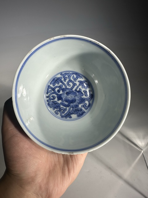 古玩陶瓷纏枝蓮紋碗拍賣,當前價格2888元