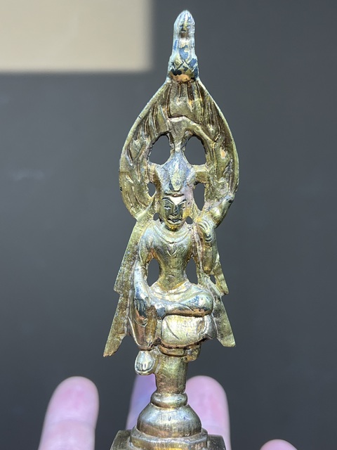 古玩銅器唐·鎏金自在觀音真品鑒賞圖