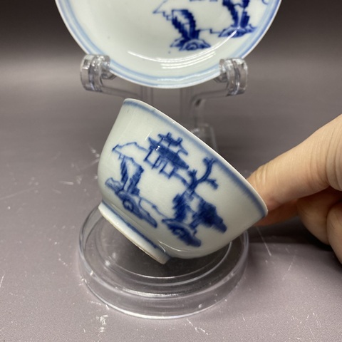 古玩陶瓷清雍正·樓閣山水青花杯碟拍賣,當(dāng)前價格2000元