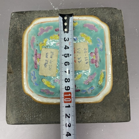 古玩陶瓷粉彩四方倭角盤真品鑒賞圖