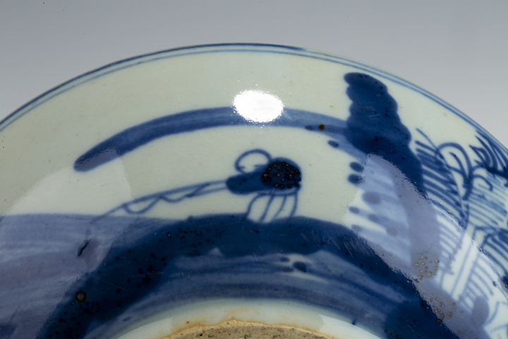 古玩陶瓷清晚·青花山水紋研缽
真品鑒賞圖