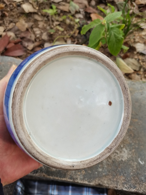 古玩陶瓷青花淡描花卉紋罐，復窯接脖真品鑒賞圖