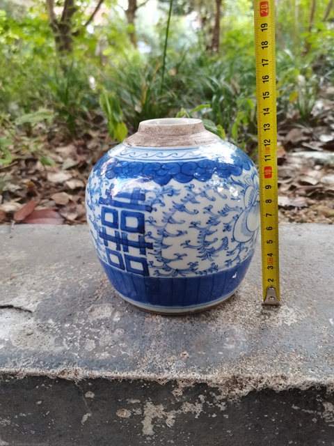 古玩陶瓷青花淡描花卉紋罐，復窯接脖真品鑒賞圖