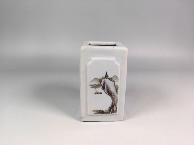 古玩陶瓷民國(guó)粉彩風(fēng)景山水詩(shī)文四方筆筒真品鑒賞圖