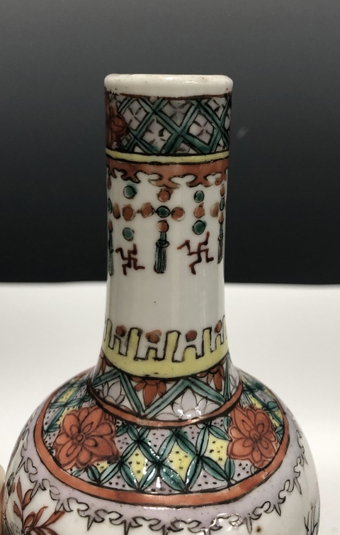 古玩陶瓷清晚·五彩人物故事紋天球瓶拍賣,當前價格6789元