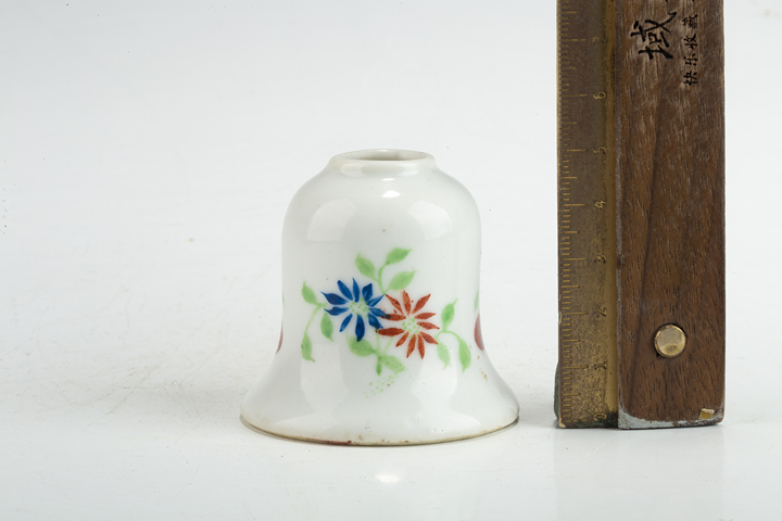 古玩陶瓷民國·粉彩花卉紋水盂真品鑒賞圖