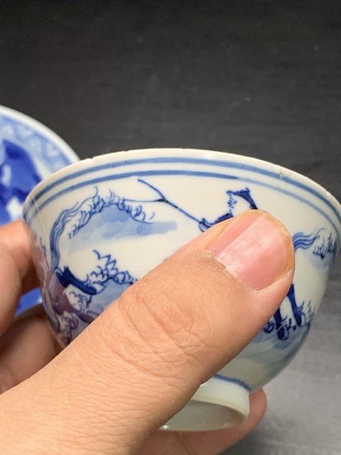 古玩陶瓷刀馬人青花盤真品鑒賞圖