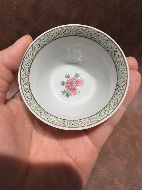 古玩陶瓷富貴大吉圖粉彩盤真品鑒賞圖