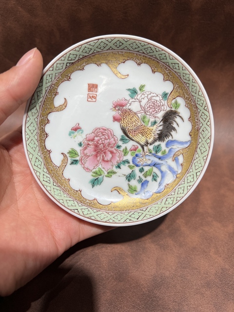 古玩陶瓷富貴大吉圖粉彩盤真品鑒賞圖