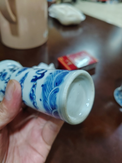古玩陶瓷青花龍紋箭筒真品鑒賞圖
