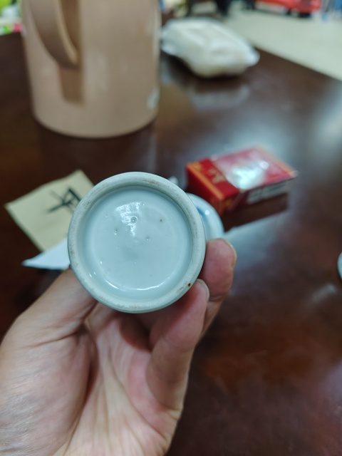 古玩陶瓷青花龍紋箭筒真品鑒賞圖