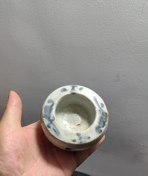 古玩陶瓷明代.青花花卉紋水浮司南(古代指南針)拍賣,當(dāng)前價格550元