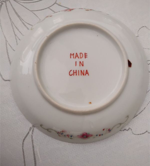 古玩陶瓷清晚期 粉彩四季花卉紋盤真品鑒賞圖