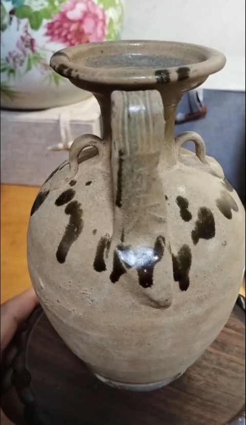 古玩陶瓷唐五代-越窯青釉褐彩執(zhí)壺拍賣，當(dāng)前價格15800元