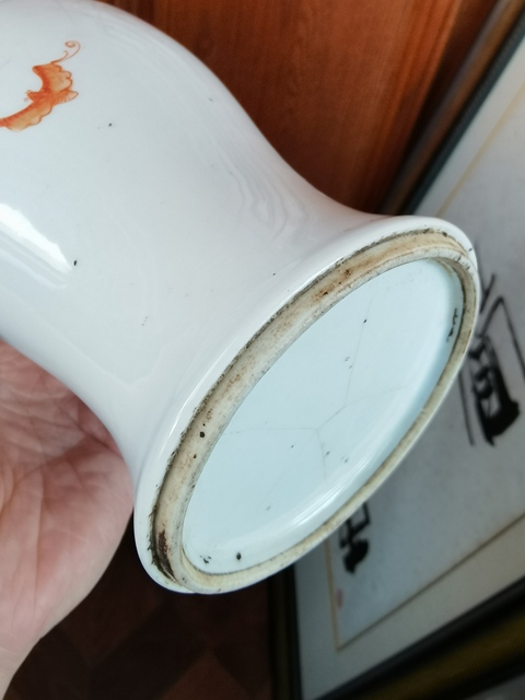 古玩陶瓷粉彩二喬圖觀音瓶真品鑒賞圖