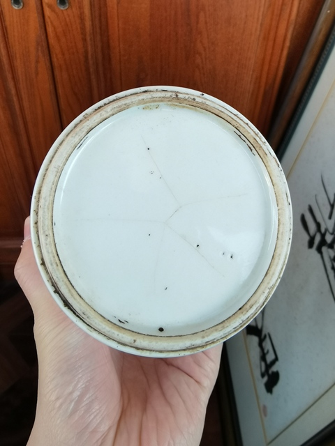 古玩陶瓷粉彩二喬圖觀音瓶真品鑒賞圖