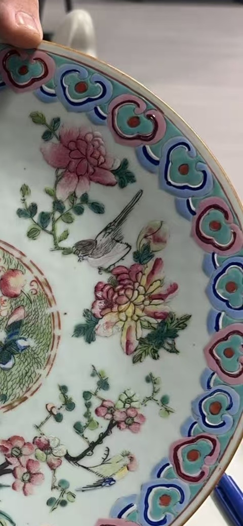 古玩陶瓷粉彩花鳥盤真品鑒賞圖