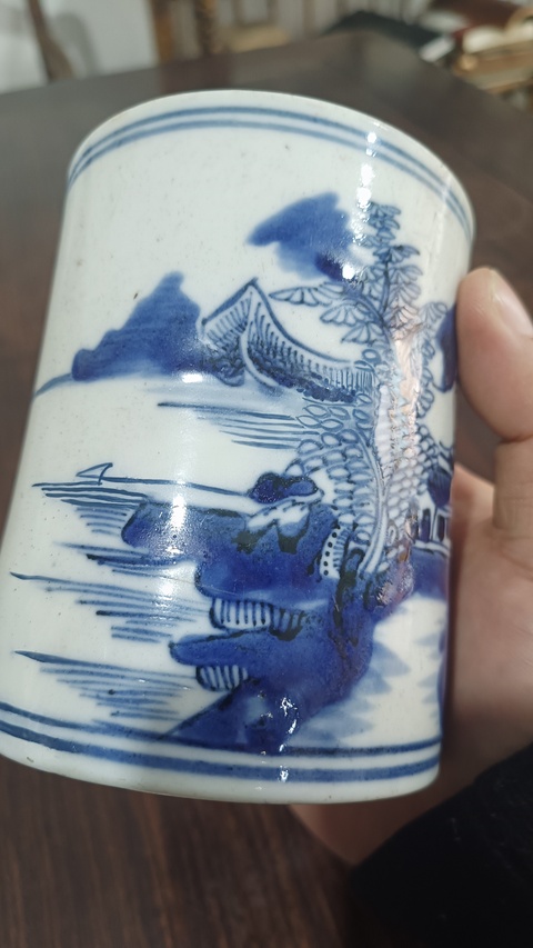 古玩陶瓷青花山水紋筆筒真品鑒賞圖