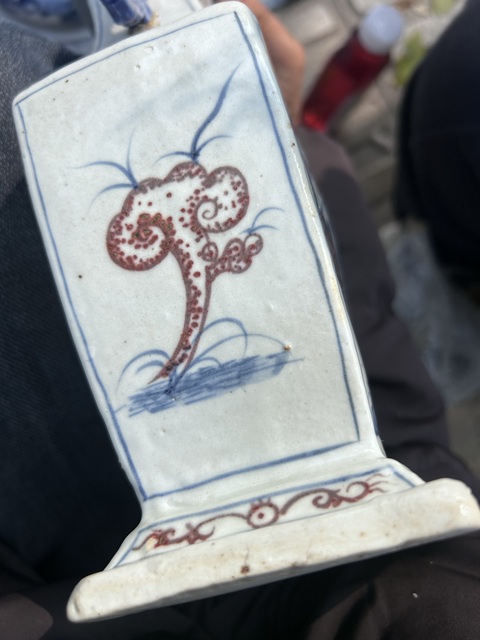 古玩陶瓷青花釉里紅瓶真品鑒賞圖