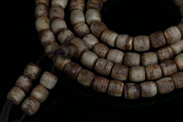 古玩雜項(xiàng)柬埔寨白奇楠制作珠串真品鑒賞圖