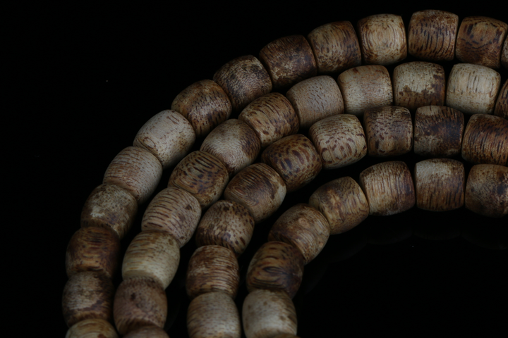 古玩雜項(xiàng)柬埔寨白奇楠制作珠串真品鑒賞圖