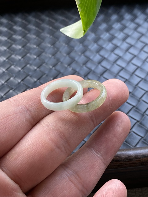 古玩玉器清代天然翡翠戒指拍賣,當前價格588元
