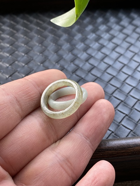 古玩玉器清代天然翡翠戒指拍賣,當前價格588元