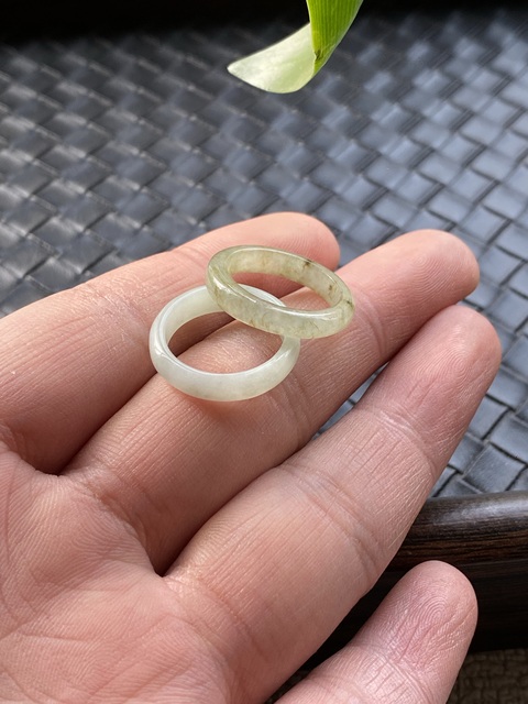 古玩玉器清代天然翡翠戒指拍賣,當前價格588元