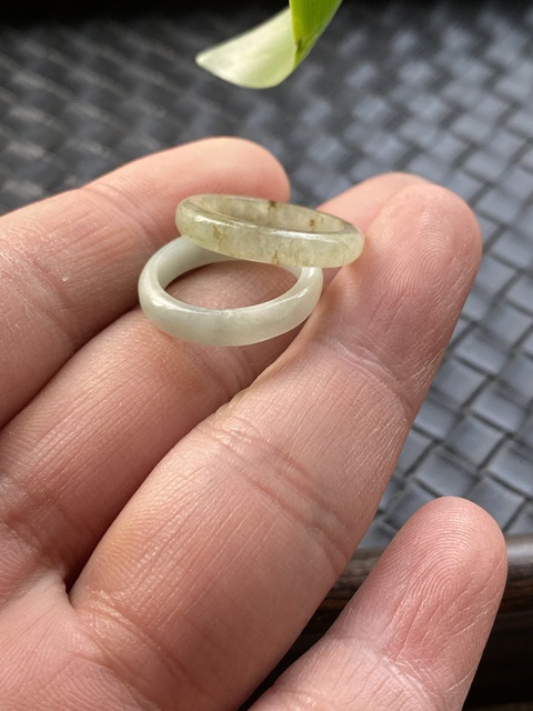 古玩玉器清代天然翡翠戒指拍賣,當前價格588元
