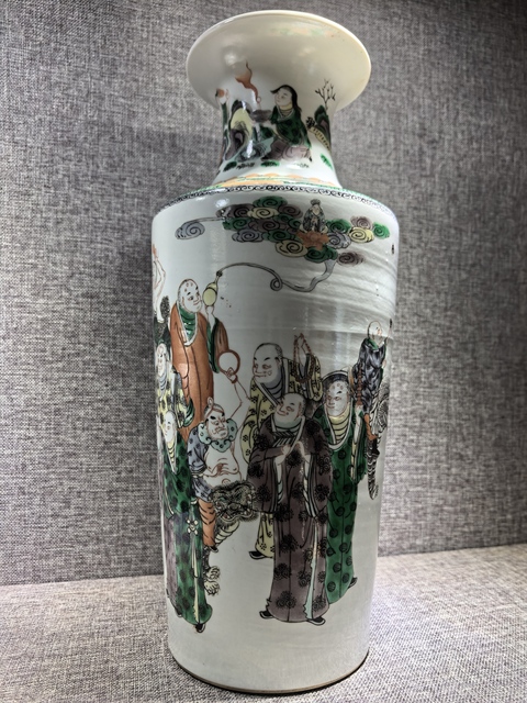 古玩陶瓷十八羅漢五彩瓶真品鑒賞圖
