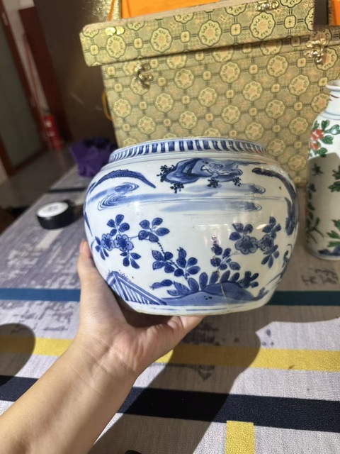 古玩陶瓷麒麟逗鳳圍棋罐真品鑒賞圖