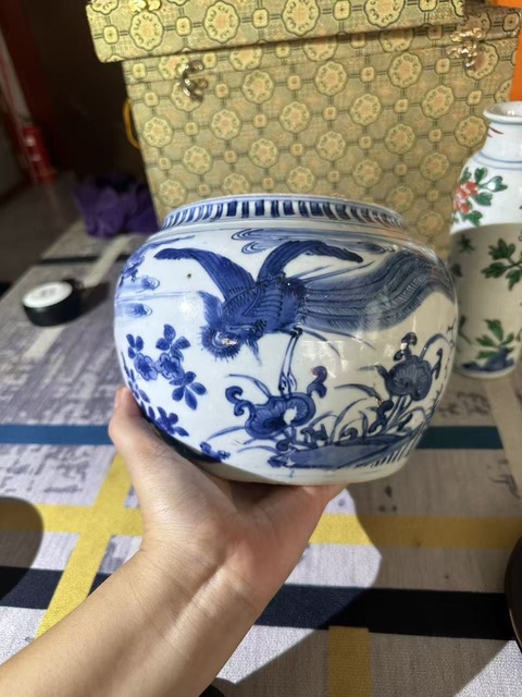 古玩陶瓷麒麟逗鳳圍棋罐真品鑒賞圖