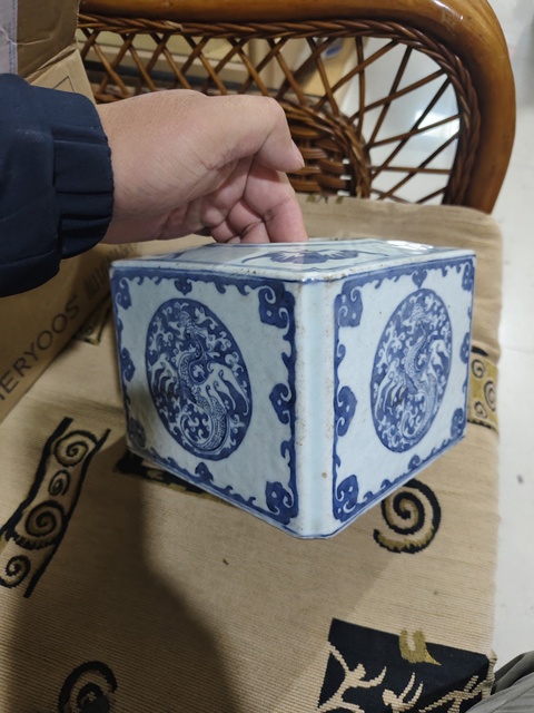 古玩陶瓷四方倭角青花水呈真品鑒賞圖