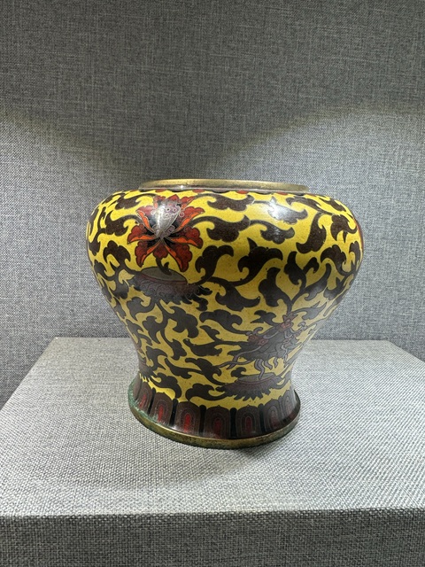古玩銅器掐絲琺瑯罐真品鑒賞圖